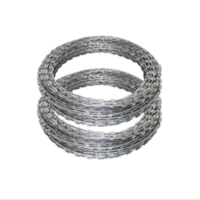900mm Razor Sharp Barbed Wire Galvanized Metal Coil Thermal Bto-22
