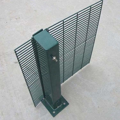 Anti Cutting Welded 358 Security Fence Prison Mesh Fencing 60x60mm customizable