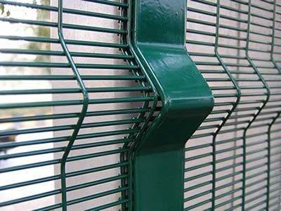 4.0mm Diameter Curvy Welded 3D Wire Mesh Fence For Outdoor Decorative