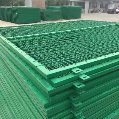 2mm Anti Climb Chain Link Fence OEM Low Carbon Iron Wire Mesh Fence