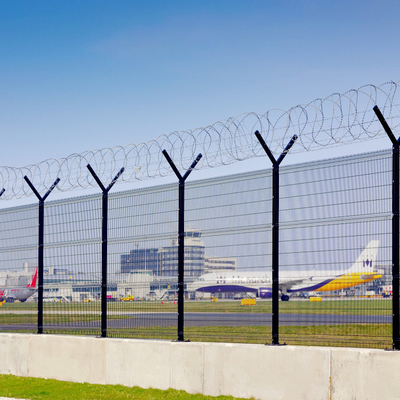 50*100mm PVC Coated Airport Security Fencing Dip Galvanized
